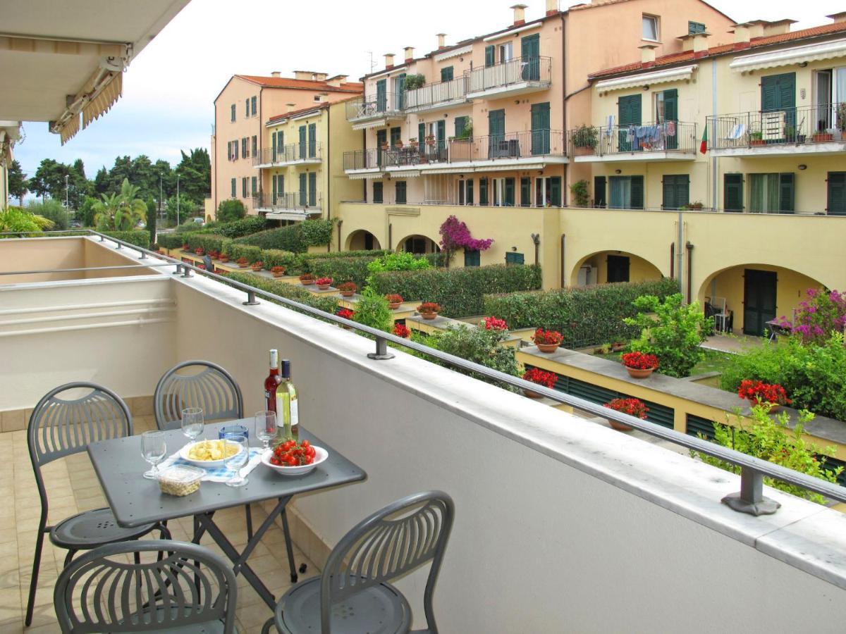 Apartment Cala Azzurra - Imp312 By Interhome إمبيريا المظهر الخارجي الصورة